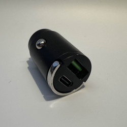Chargeur Allume-Cigare Super Slim – USB-A + USB-C